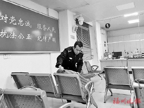 一線風采　疫情防控一線表現突出  吳永建：派出所大忙人老百姓貼心人