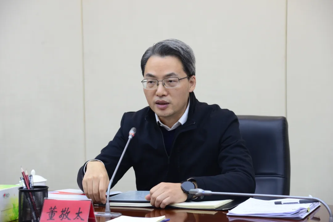 奮勇爭先、激情創業！區領導深入岳峰鎮宣講并調研推進重點工作