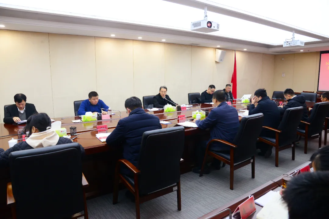 奮勇爭先、激情創業！區領導深入岳峰鎮宣講并調研推進重點工作