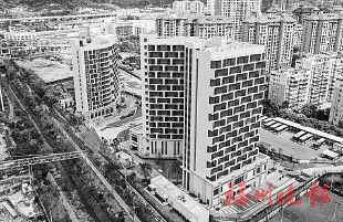 市人大常委會會議通報“2022年人民群眾最滿意的十件實事” 