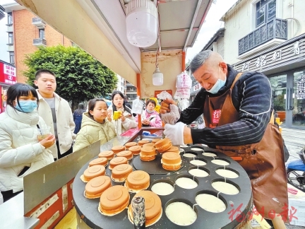 留榕過年，感受溫暖的兩位臺胞吐露心聲  “在這也是團圓年”