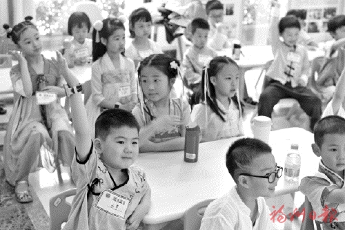 情濃智足服務多　超大小區更溫暖  ——全市單體最大居民小區的特色治理之路