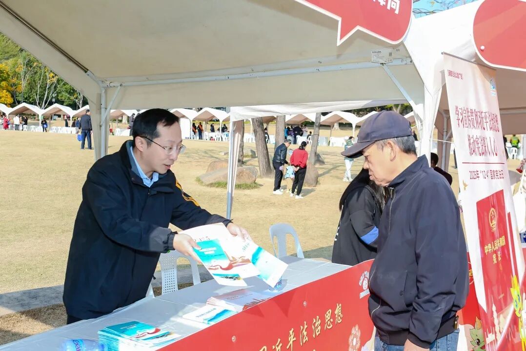 沃土育法 根深葉茂——福州市“憲法宣傳周”啟幕，譜寫法治榕城新篇章