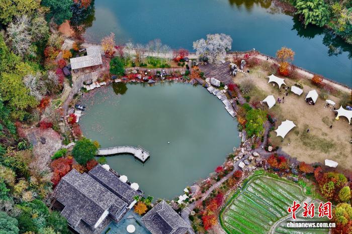 福建福州：鄉(xiāng)村美麗冬景引游人